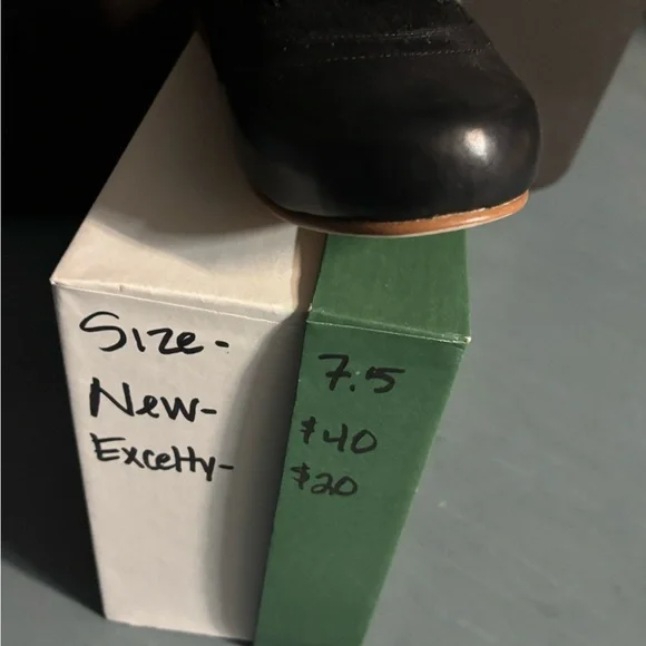 Women's Black Leather Loafers - Picture 3 of 3